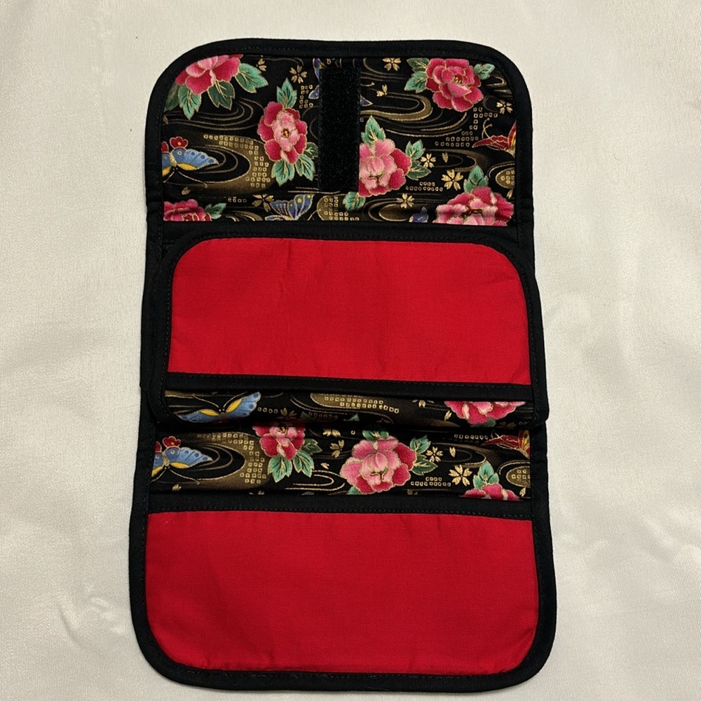 Quilted Wallet Multicolor EUC - Picture 5 of 11